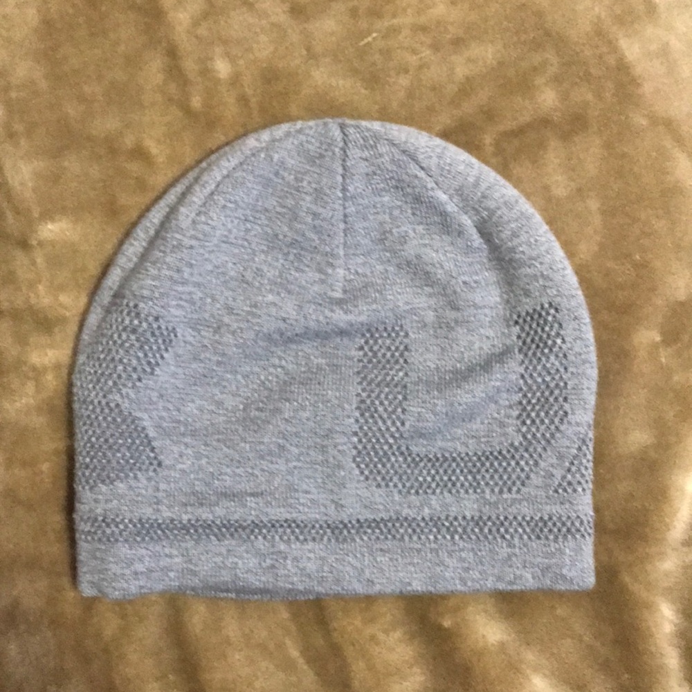 under armor beanie